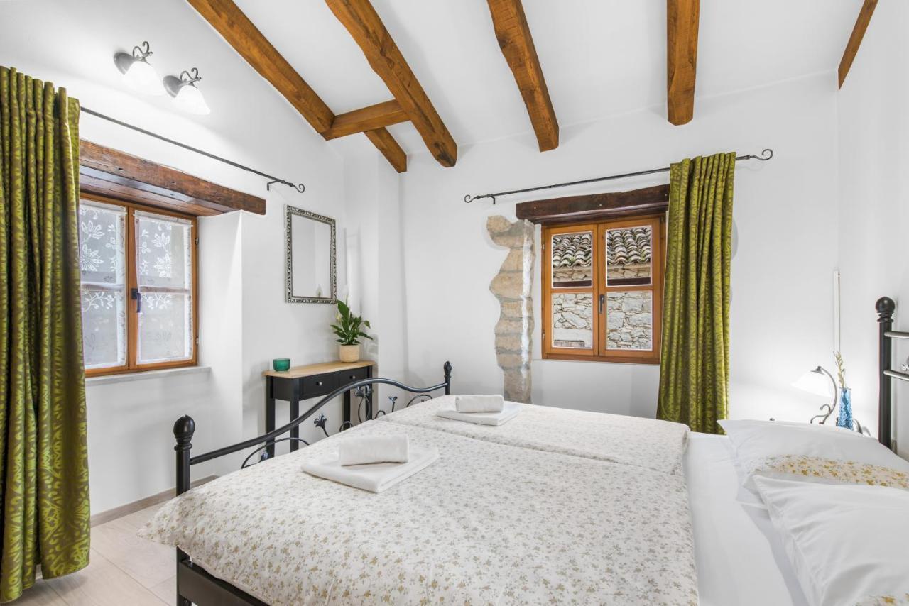 Picturesque Apartment San Rocco 1 Pićan Exterior foto